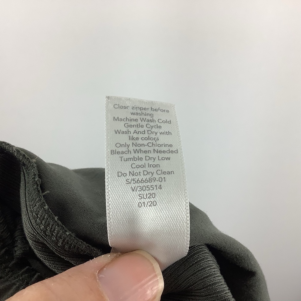Athleta Green Textured Brooklyn Jogger Pants - Picture 6 of 6